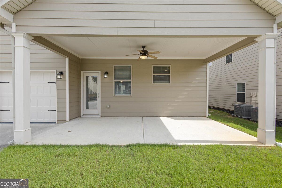 4009 Glendianne Way Property Photo 9