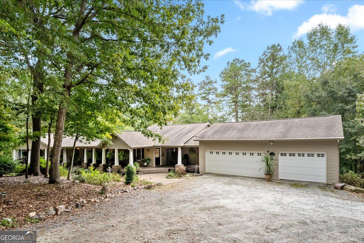 426 Handrops Lane Property Photo 1