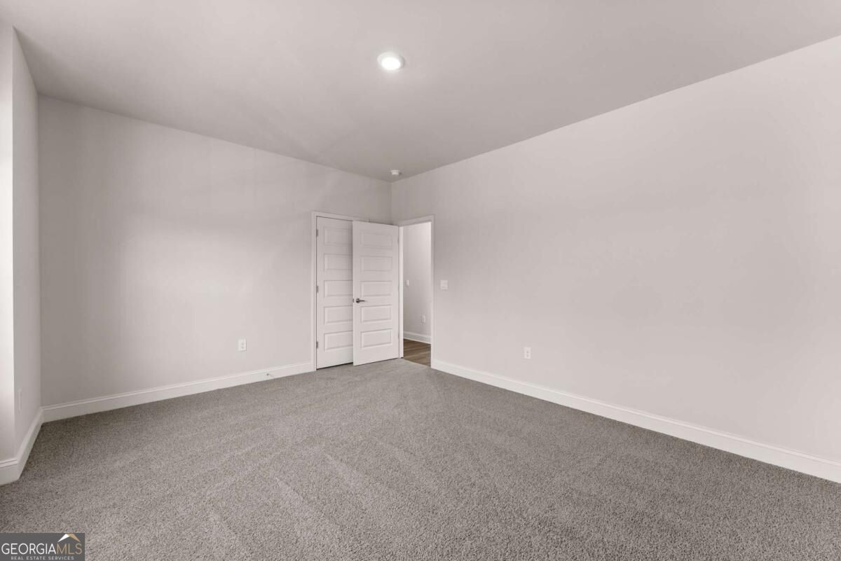105 Goodness Court Property Photo 7