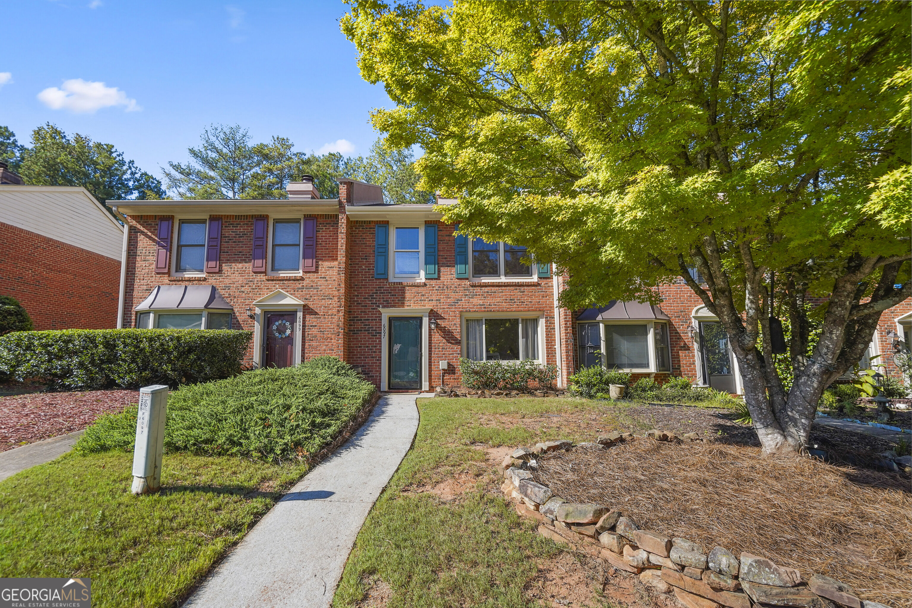 6097 Queen Anne Court Property Photo 1