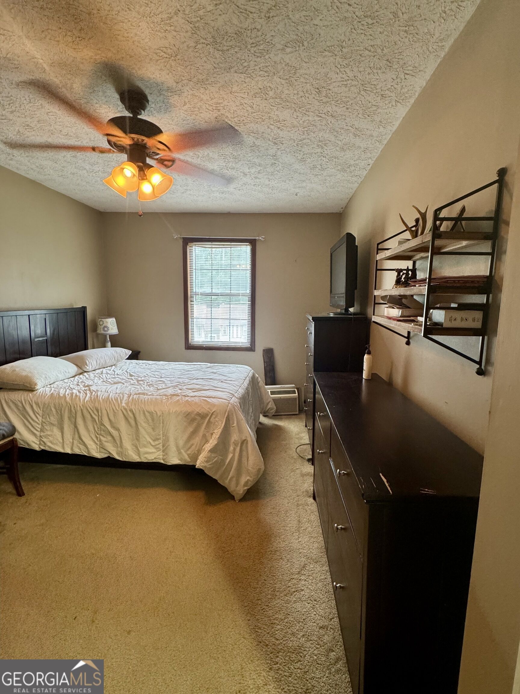 2754 Varlet Court Property Photo 8
