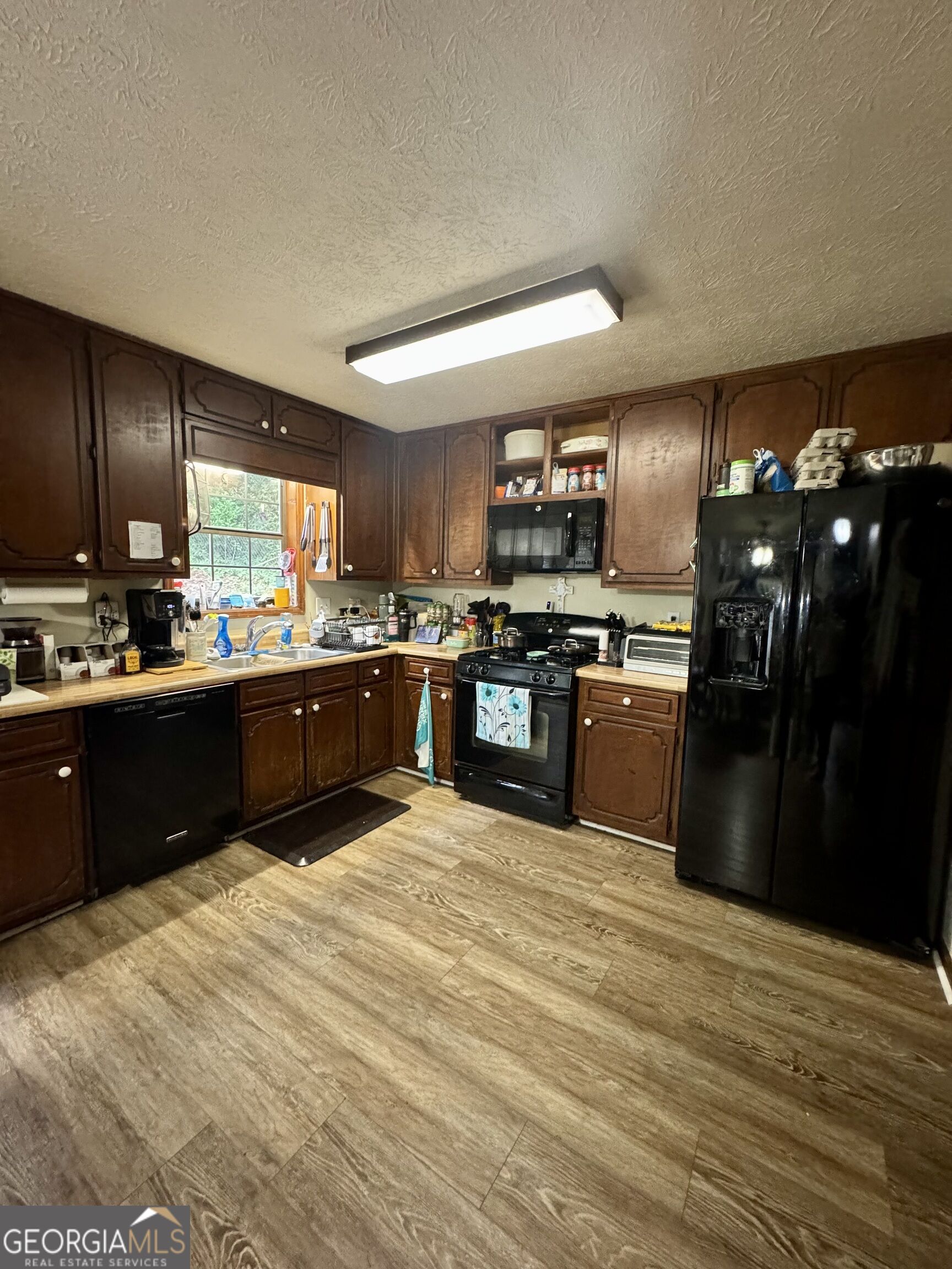 2754 Varlet Court Property Photo 13