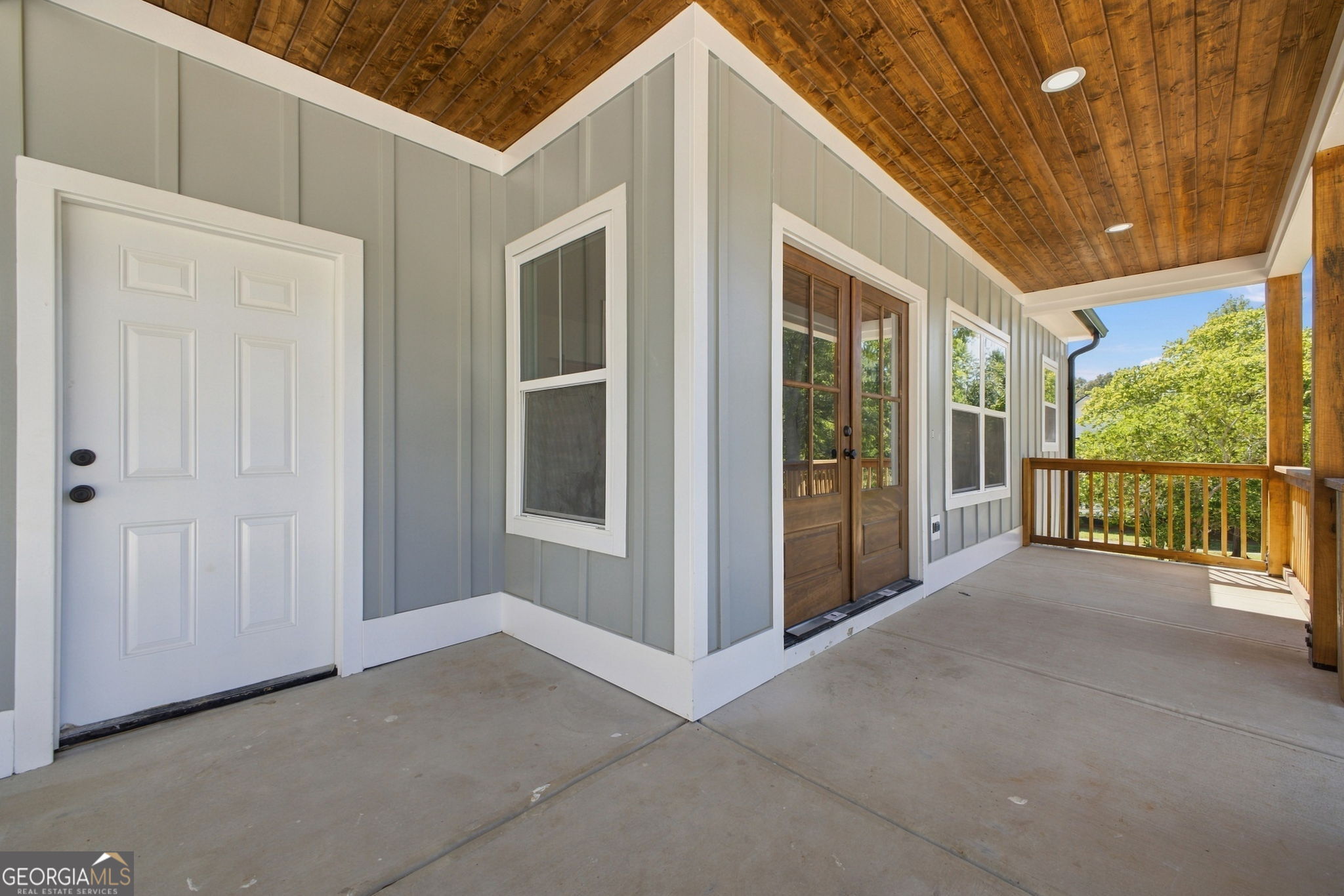 27 Pullman Property Photo 5