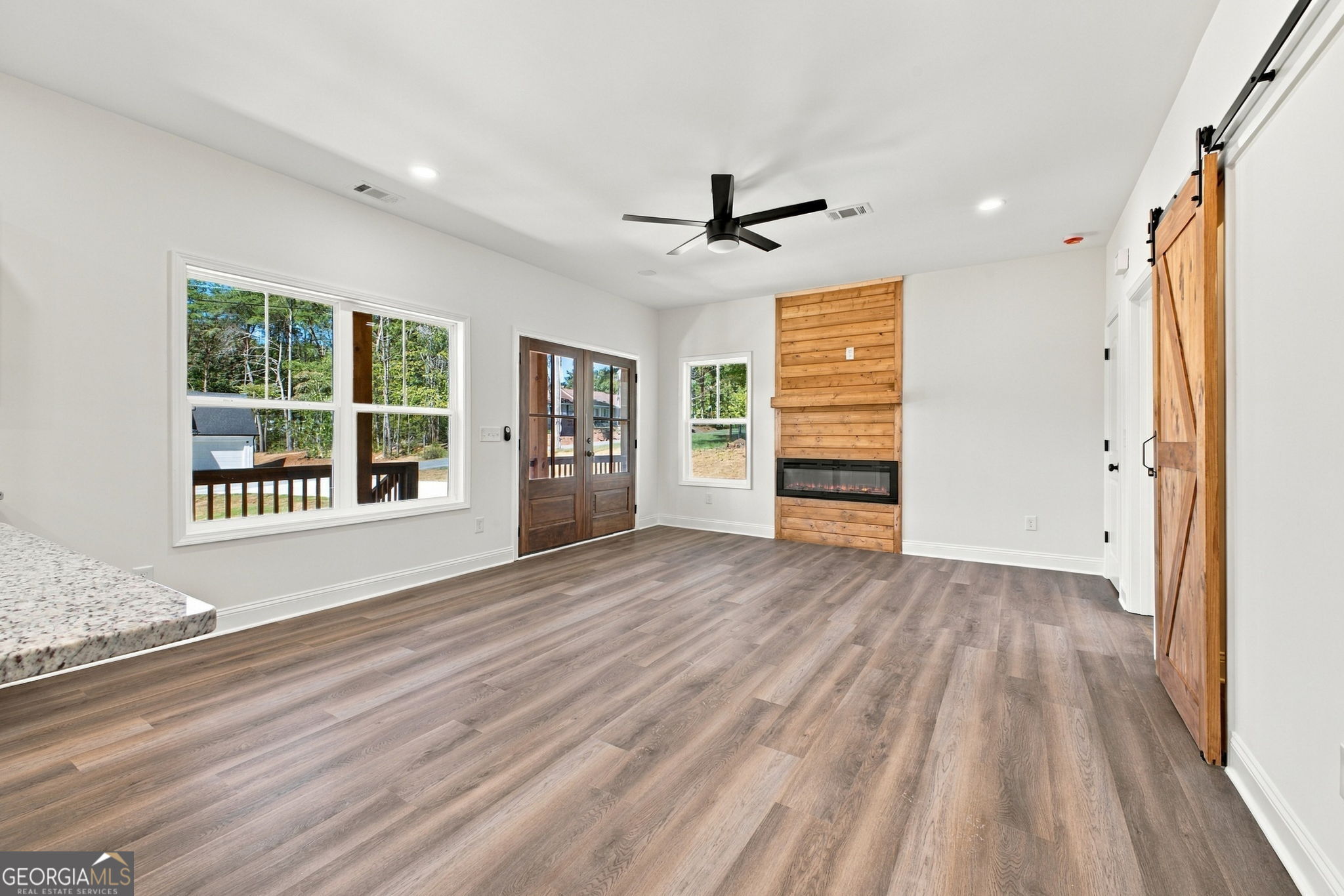 27 Pullman Property Photo 13