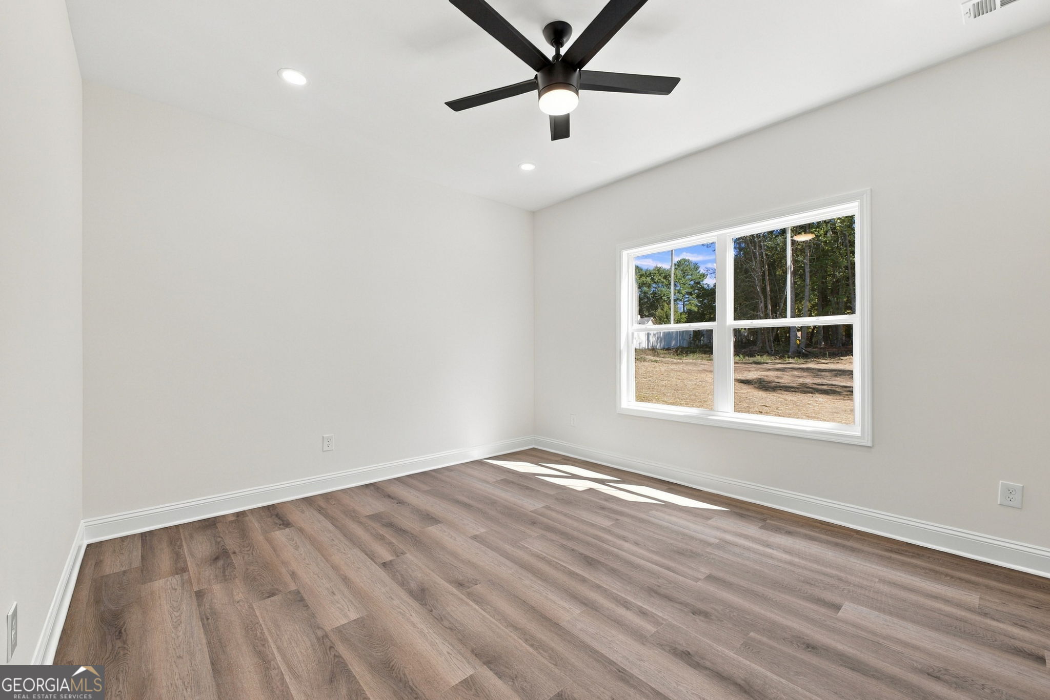 27 Pullman Property Photo 26