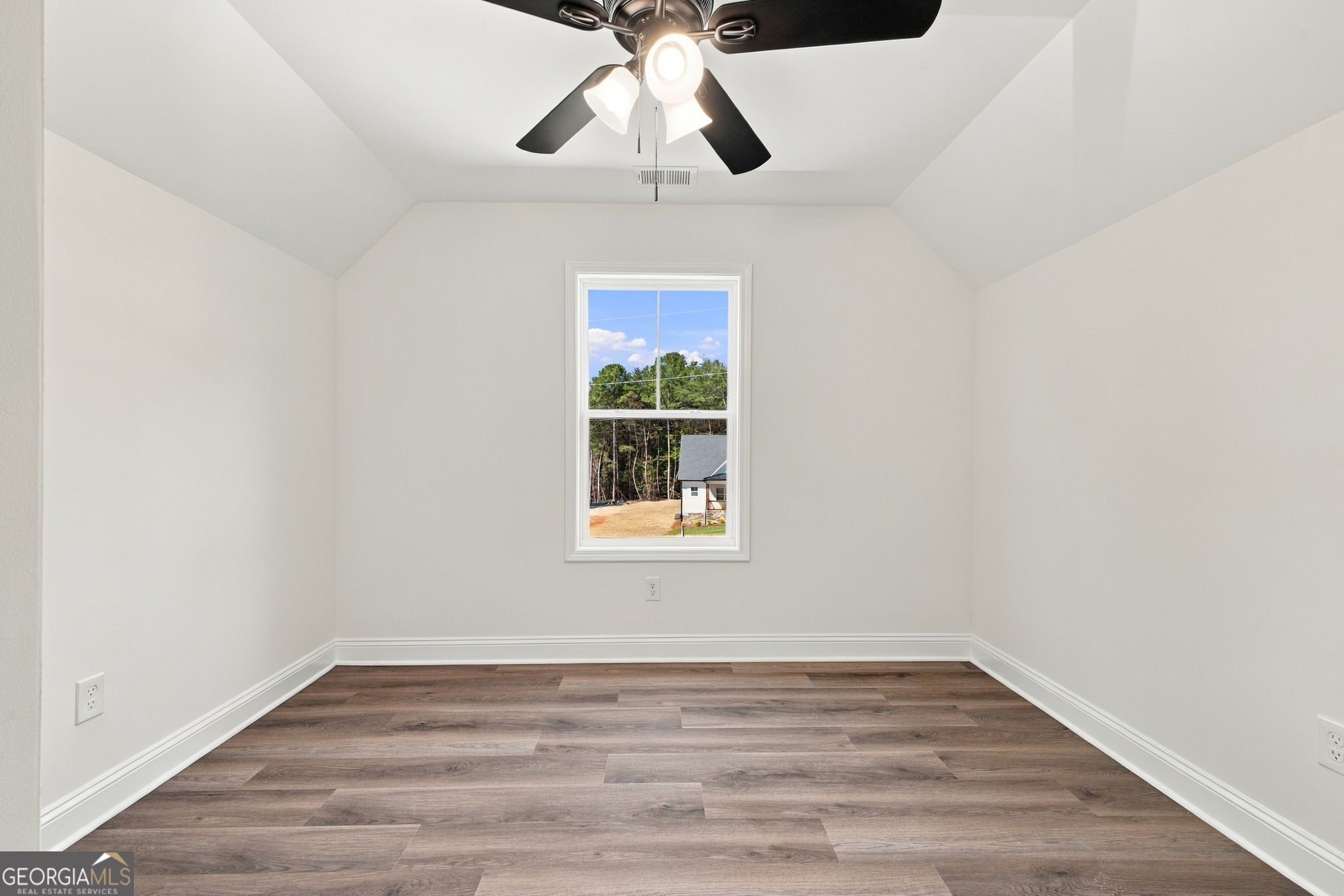 27 Pullman Property Photo 32