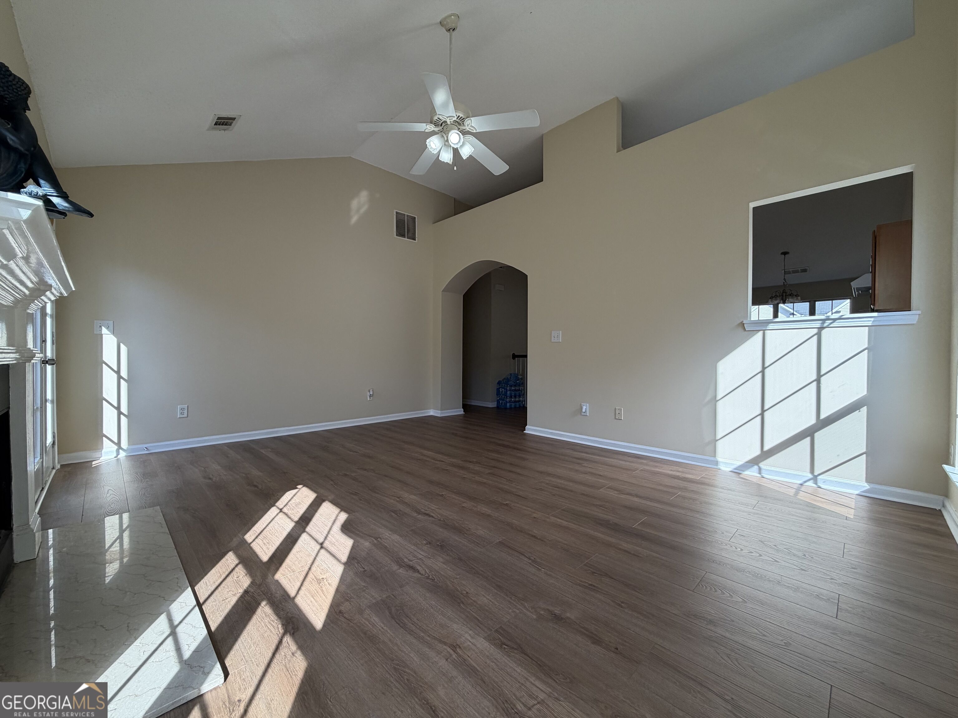 626 Sycamore Drive Property Photo 10