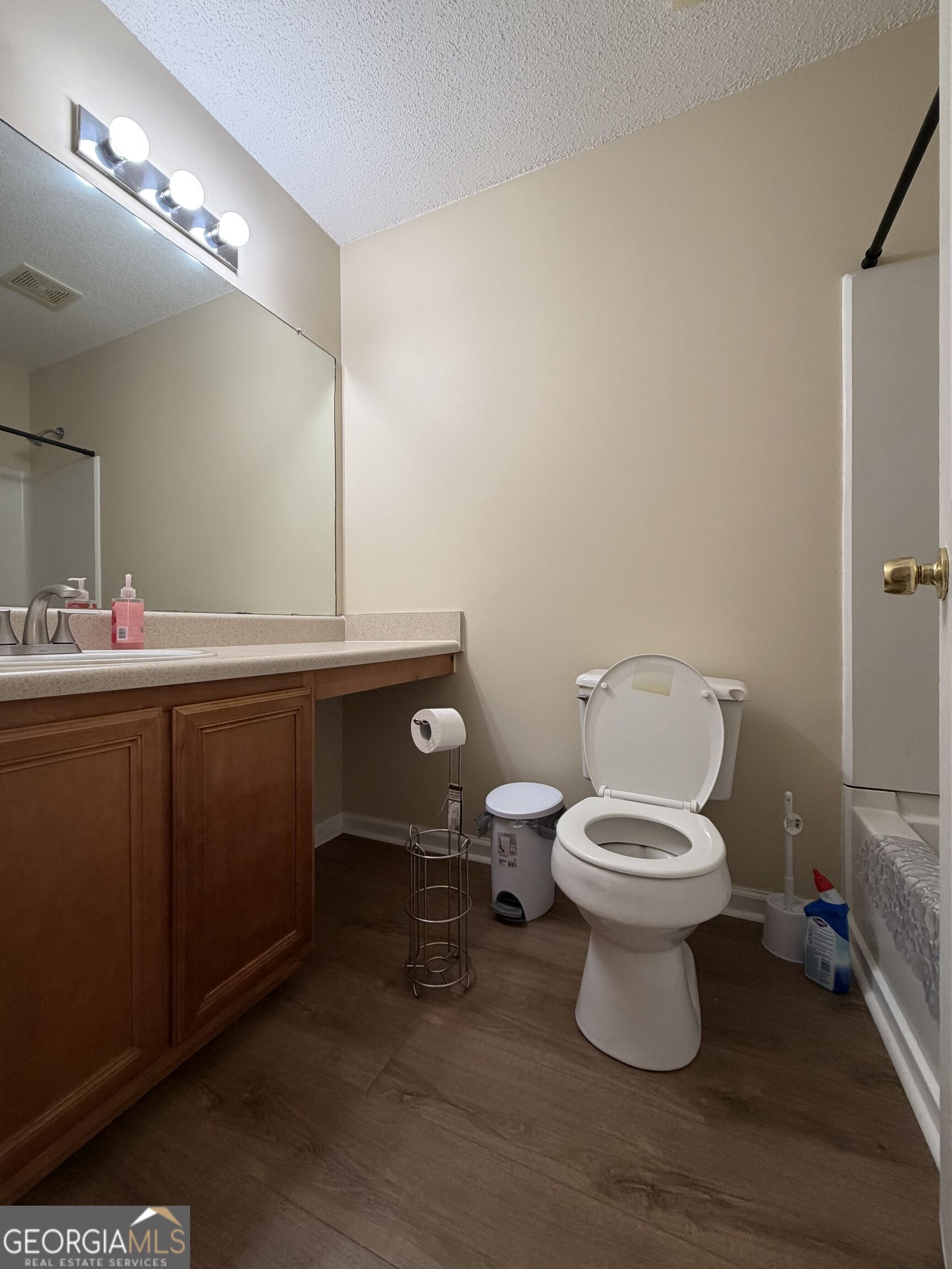 626 Sycamore Drive Property Photo 27