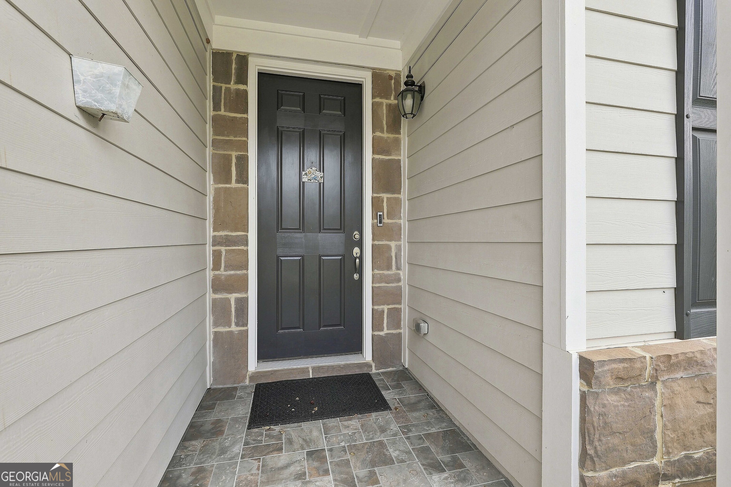 200 Sweetbay Court Property Photo 2