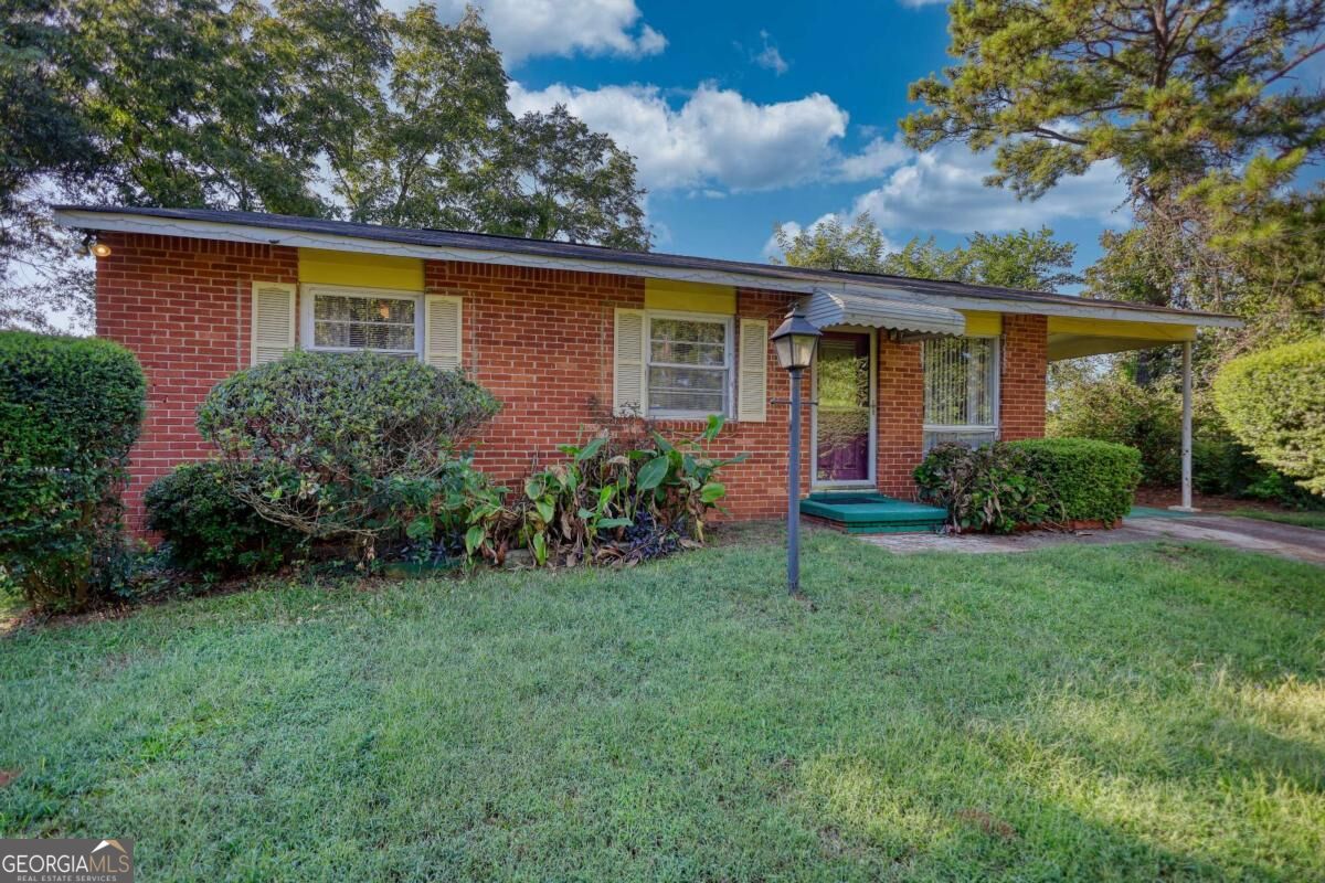 1785 Bond Drive Sw Property Photo 3