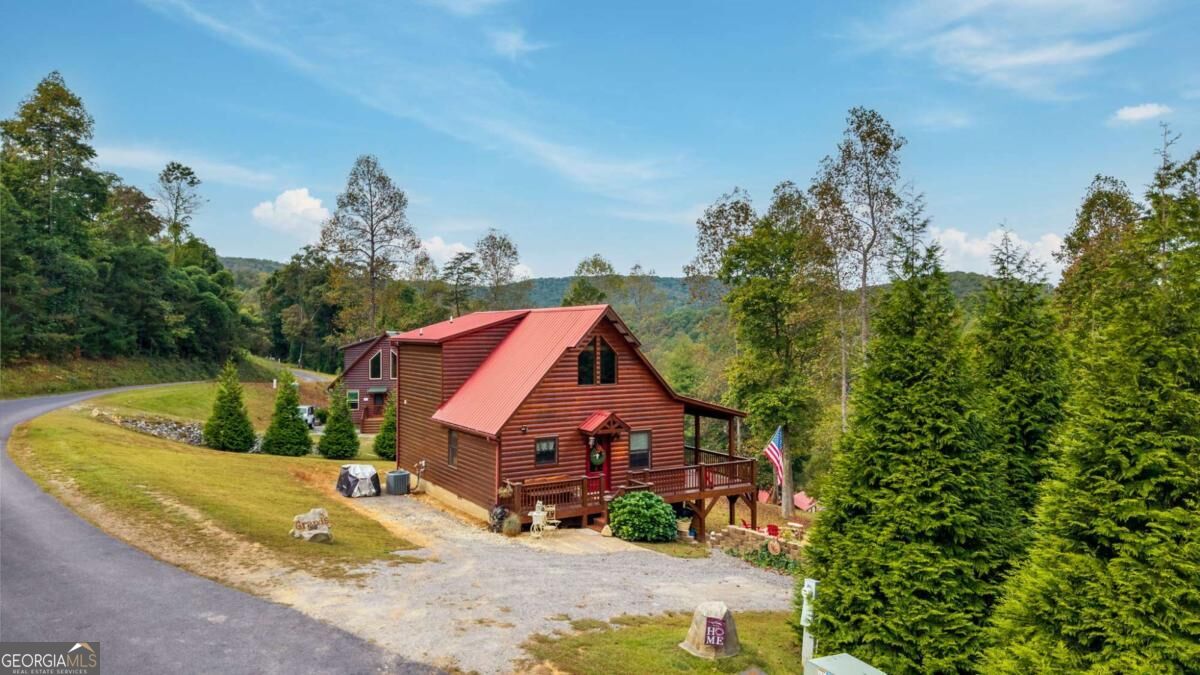 140 Carolina Fox Circle Property Photo 1