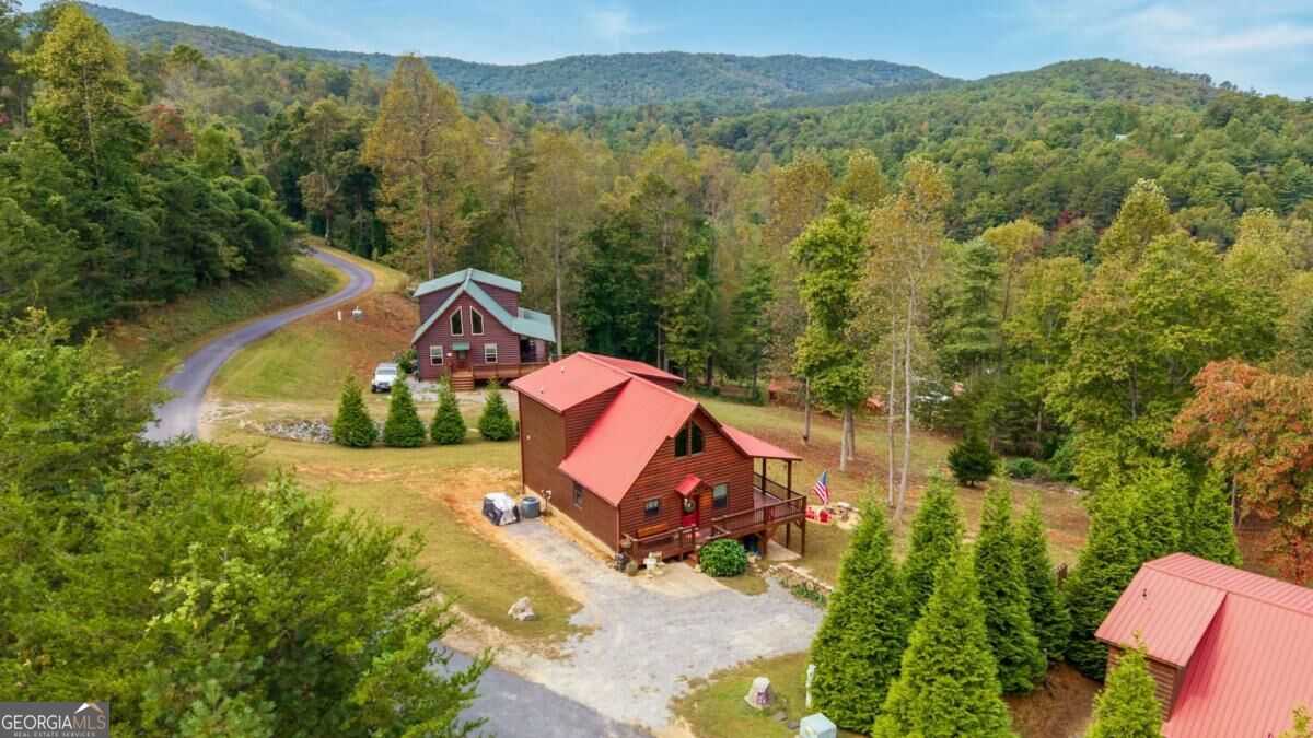 140 Carolina Fox Circle Property Photo 2