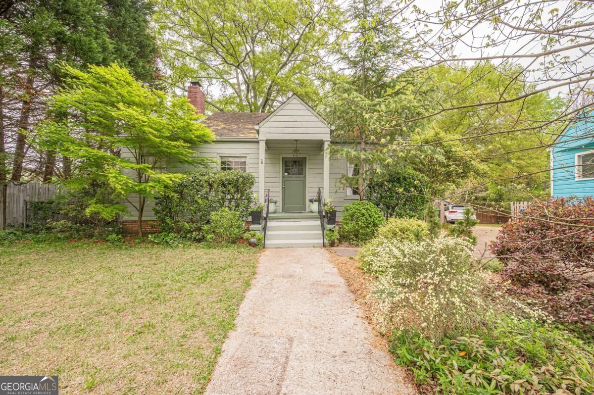 712 Berkeley Avenue Nw Property Photo 1
