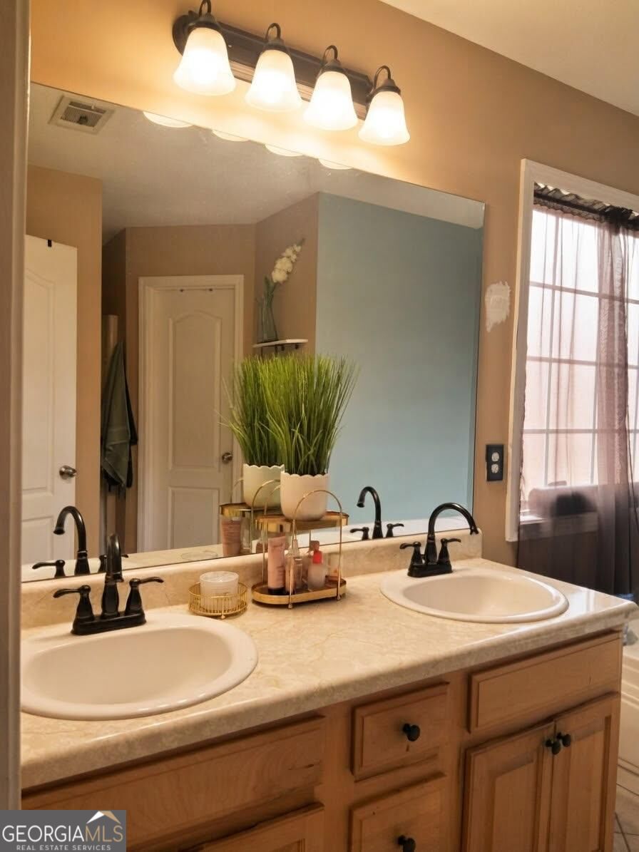 104 Alexis Way Property Photo 3