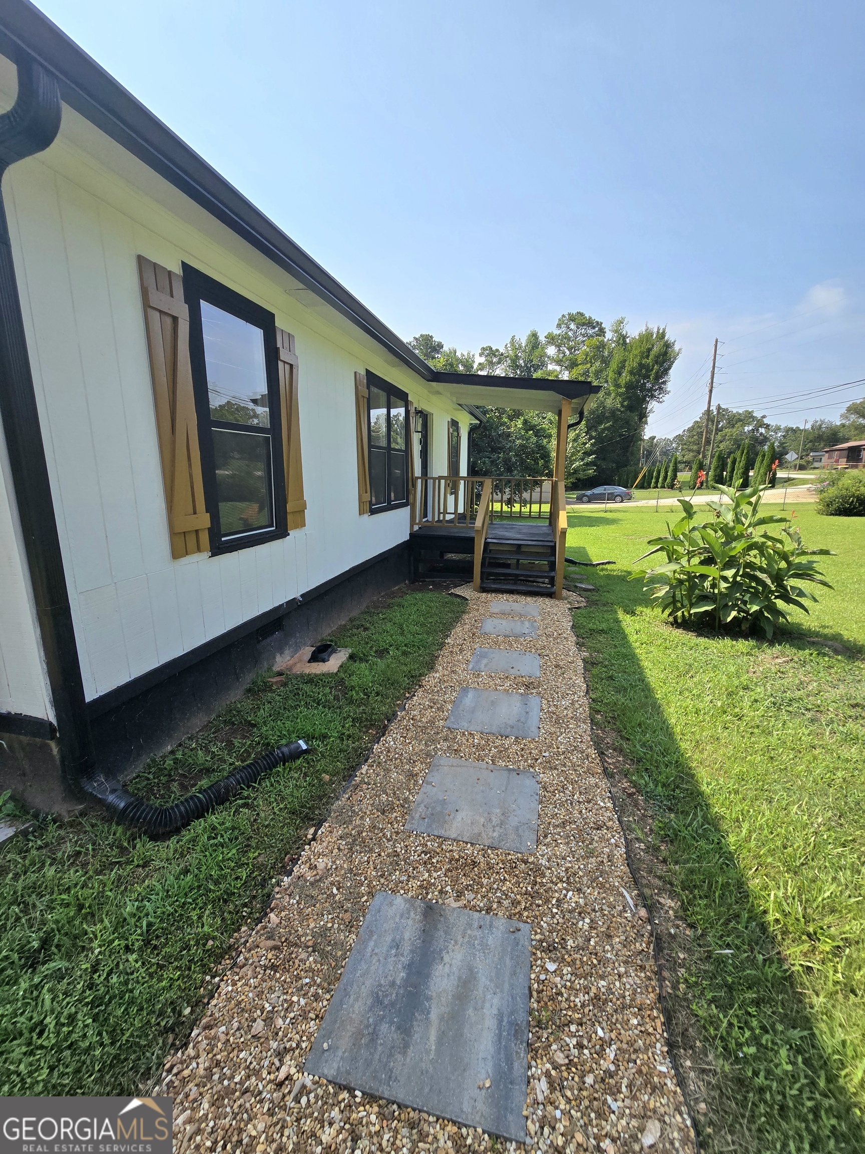 1190 Johnson Road Property Photo 2