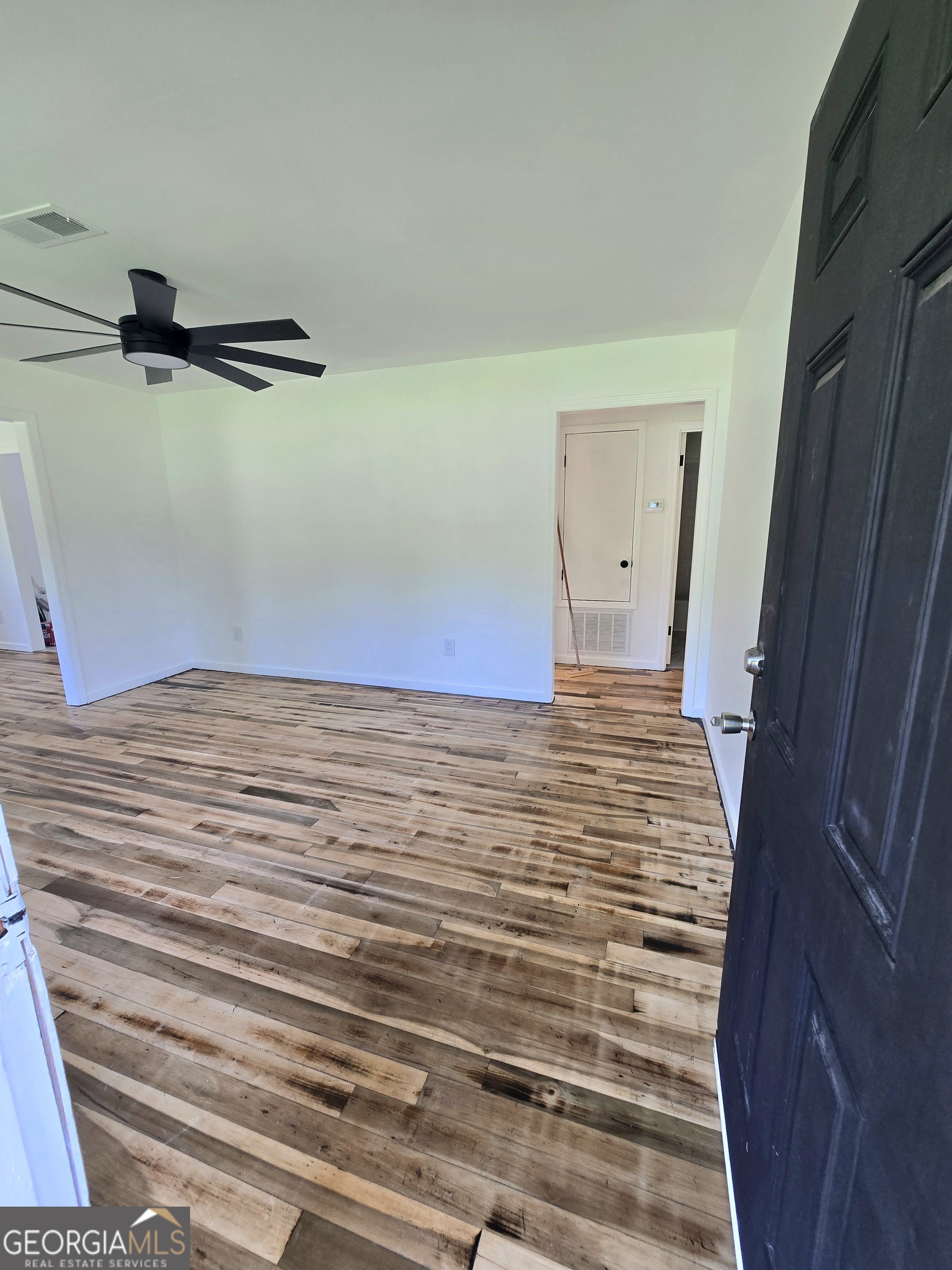 1190 Johnson Road Property Photo 3
