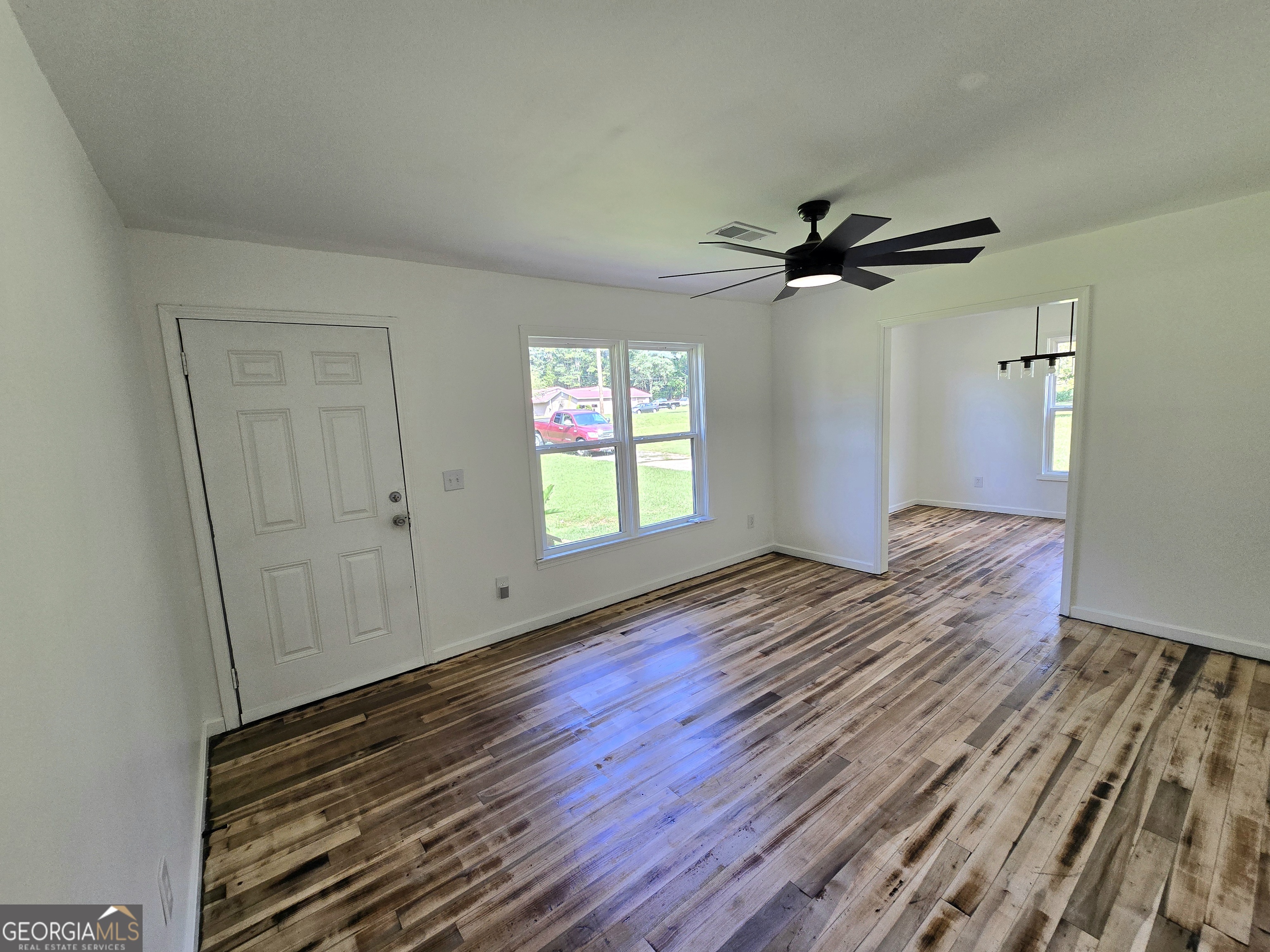 1190 Johnson Road Property Photo 4