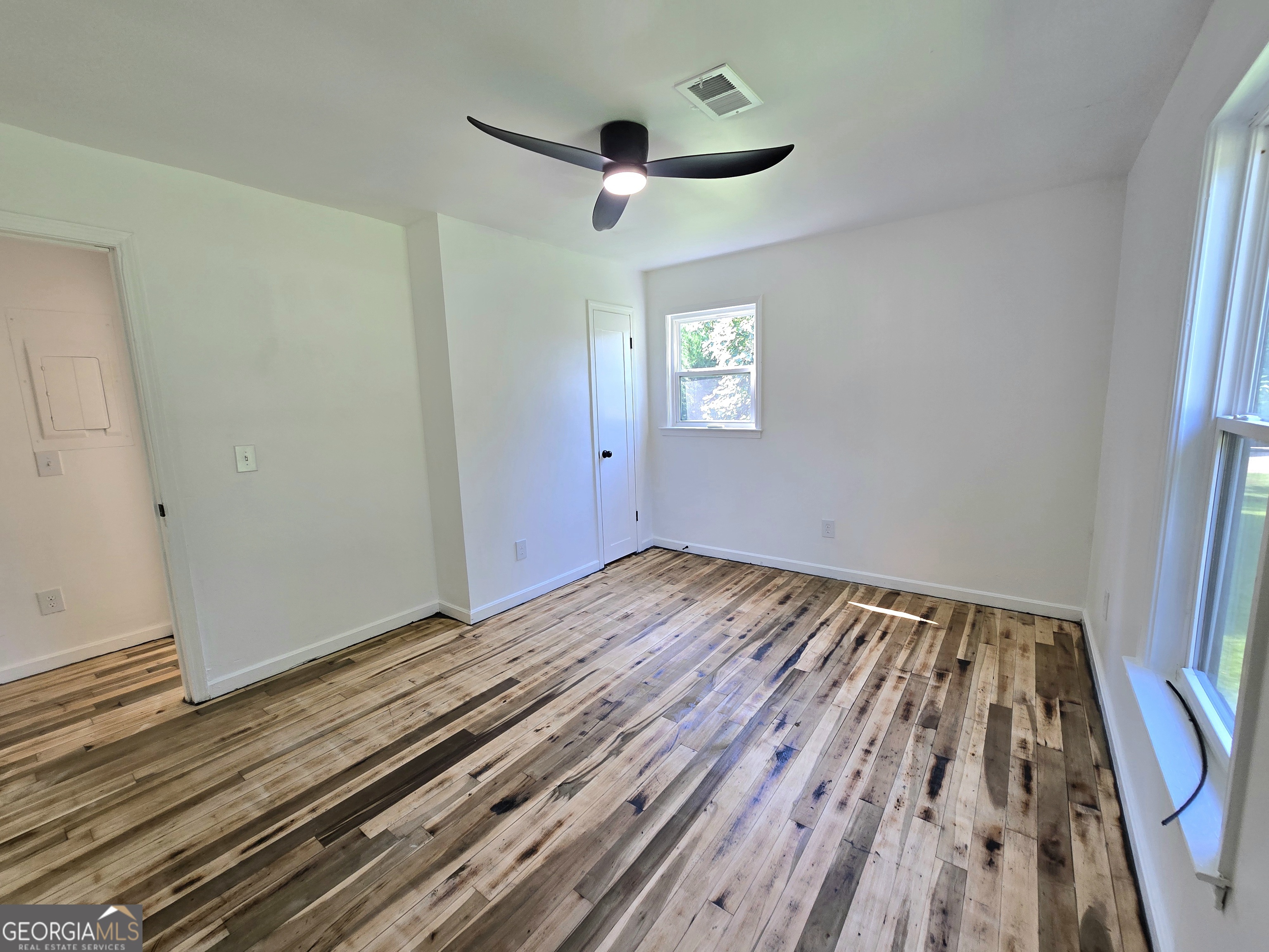 1190 Johnson Road Property Photo 14