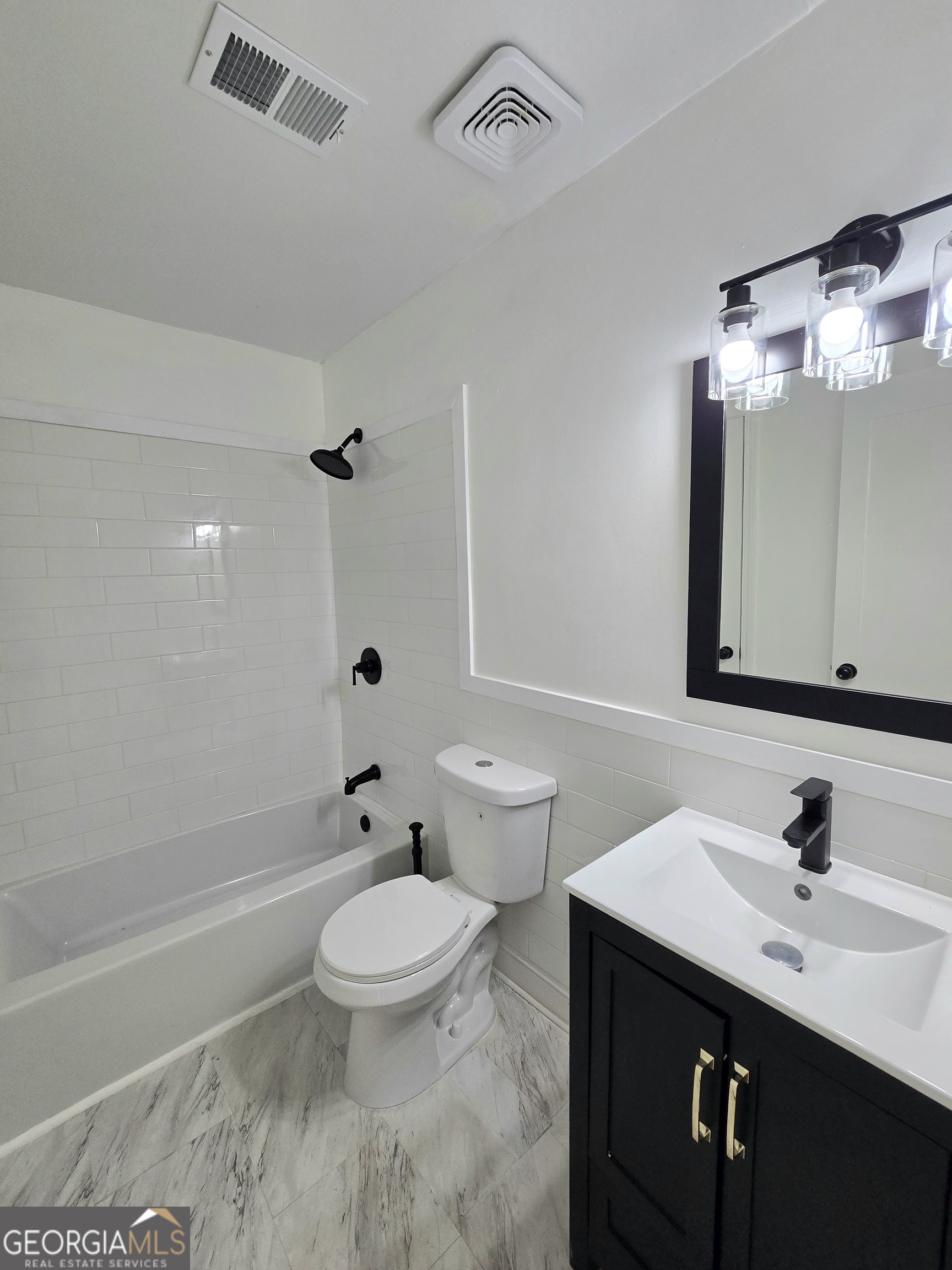 1190 Johnson Road Property Photo 16