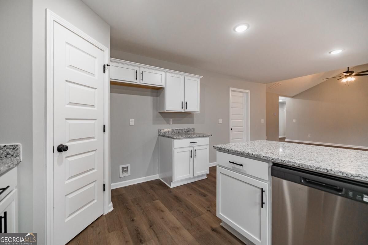 3584 Saddlebrook Drive Property Photo 13