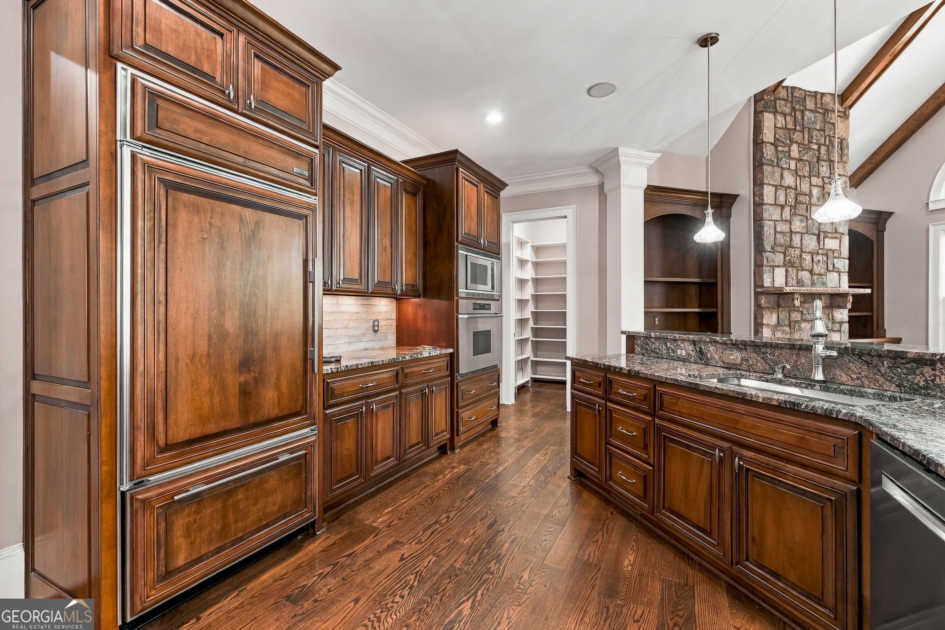 6221 Random Winds Bluff Property Photo 31
