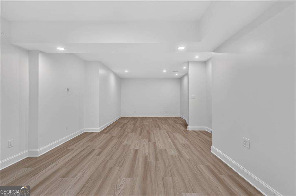 4640 Notting Hill Drive Property Photo 33