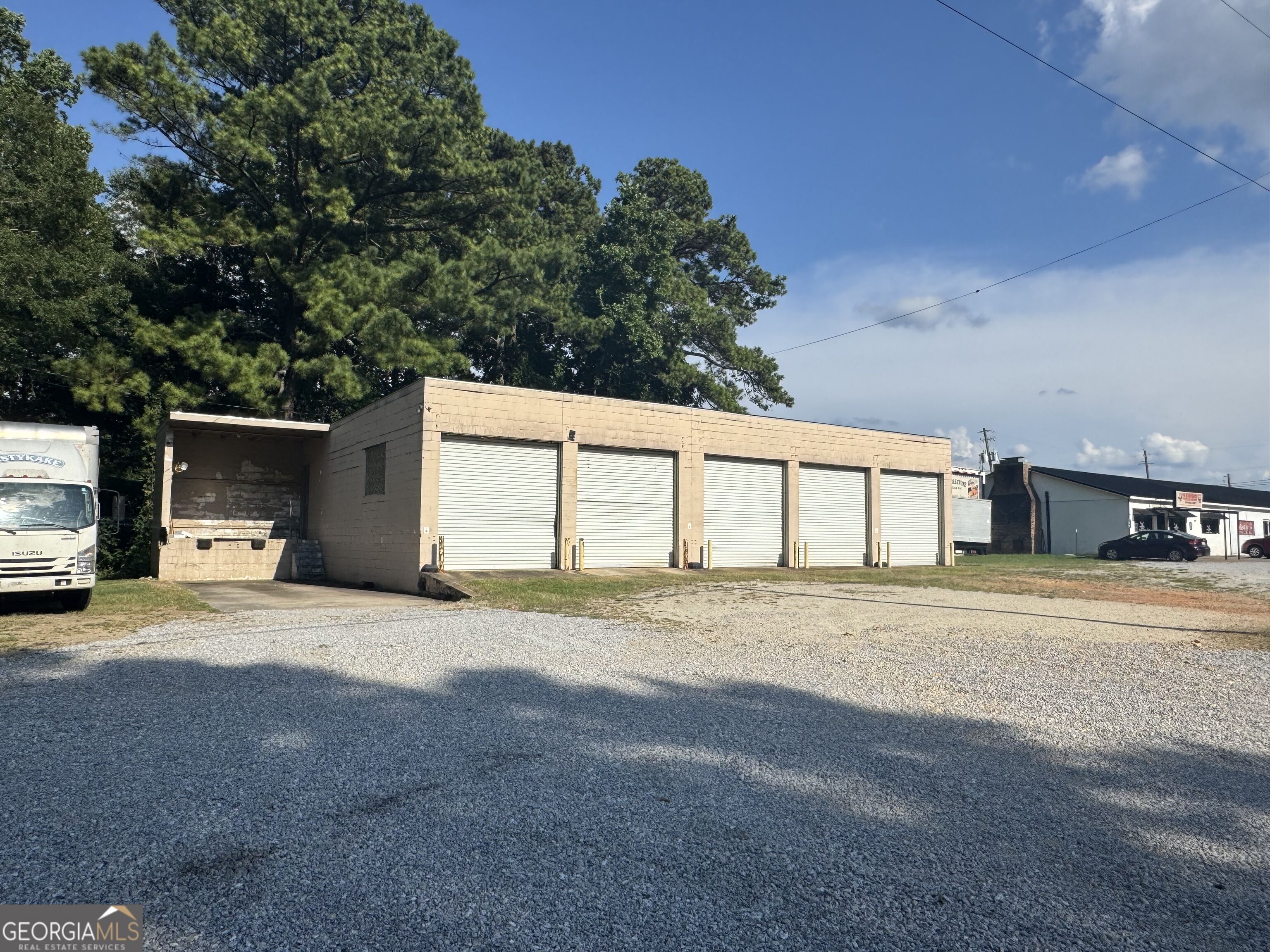 943 Chestnut Street Property Photo 1