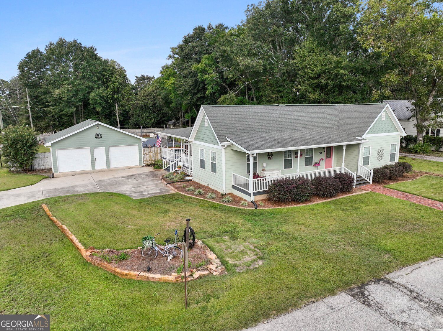 52 Ridge Street Property Photo 1