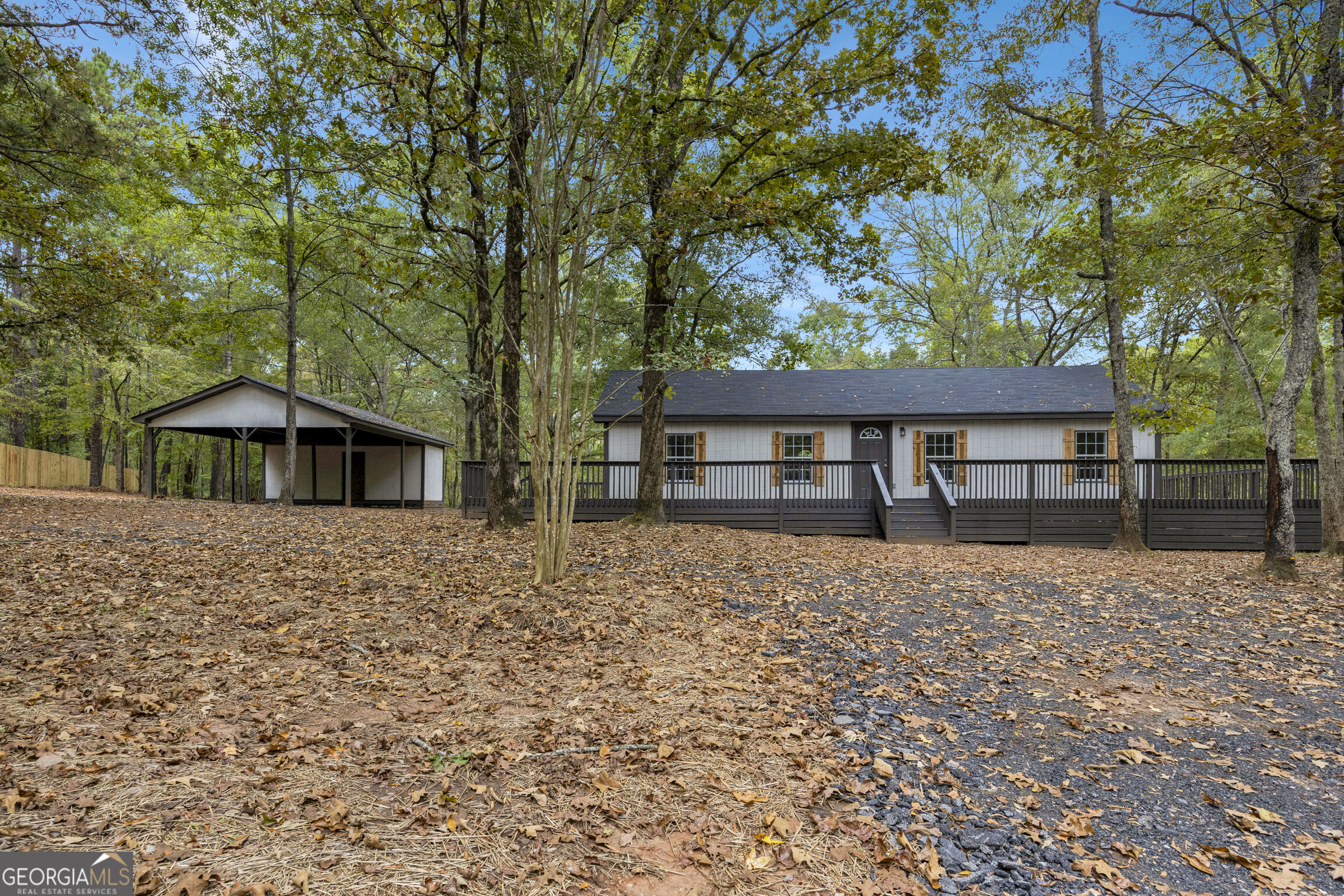 215 Falcon Ridge Property Photo 1