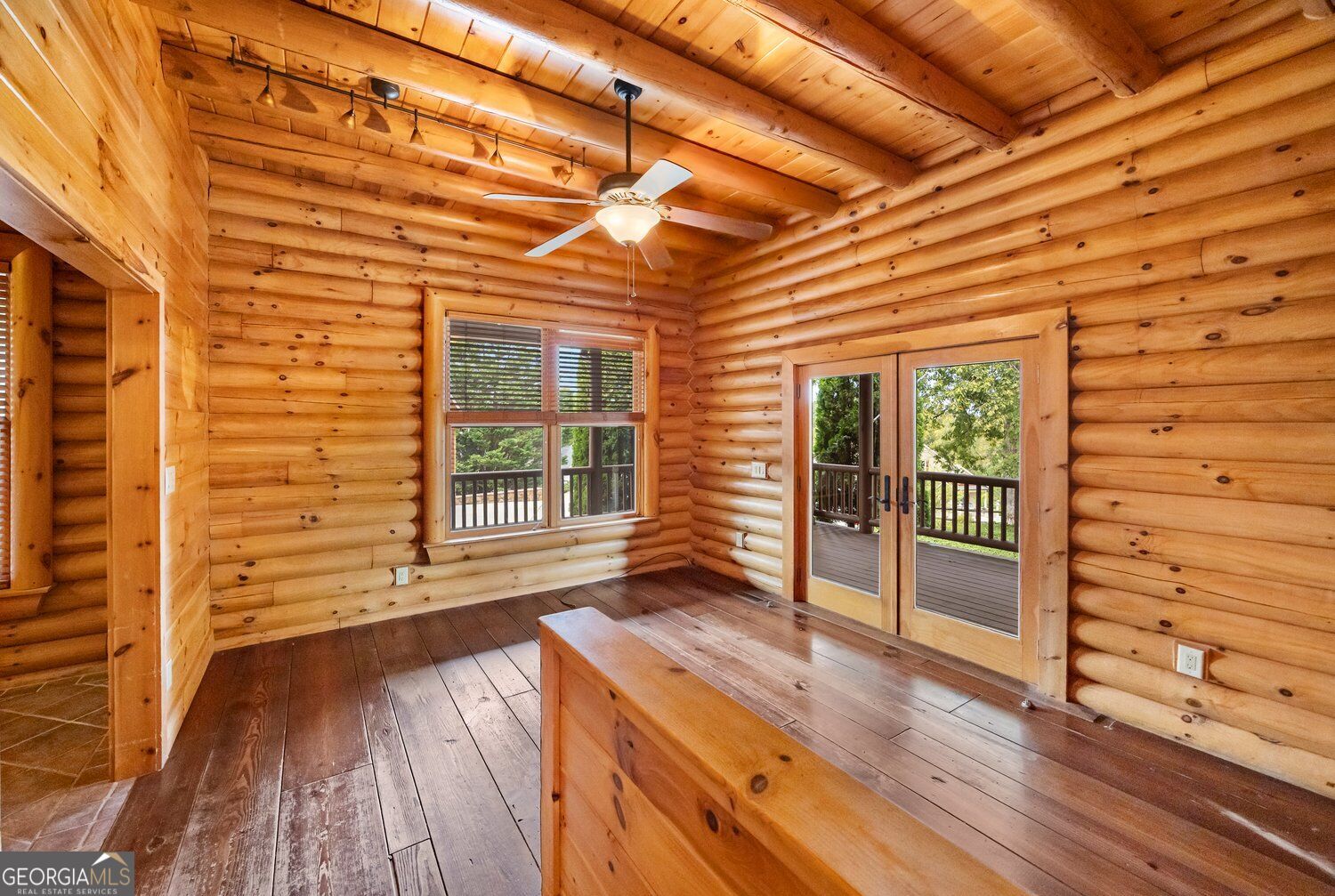 110 Caspian Trail Property Photo 18