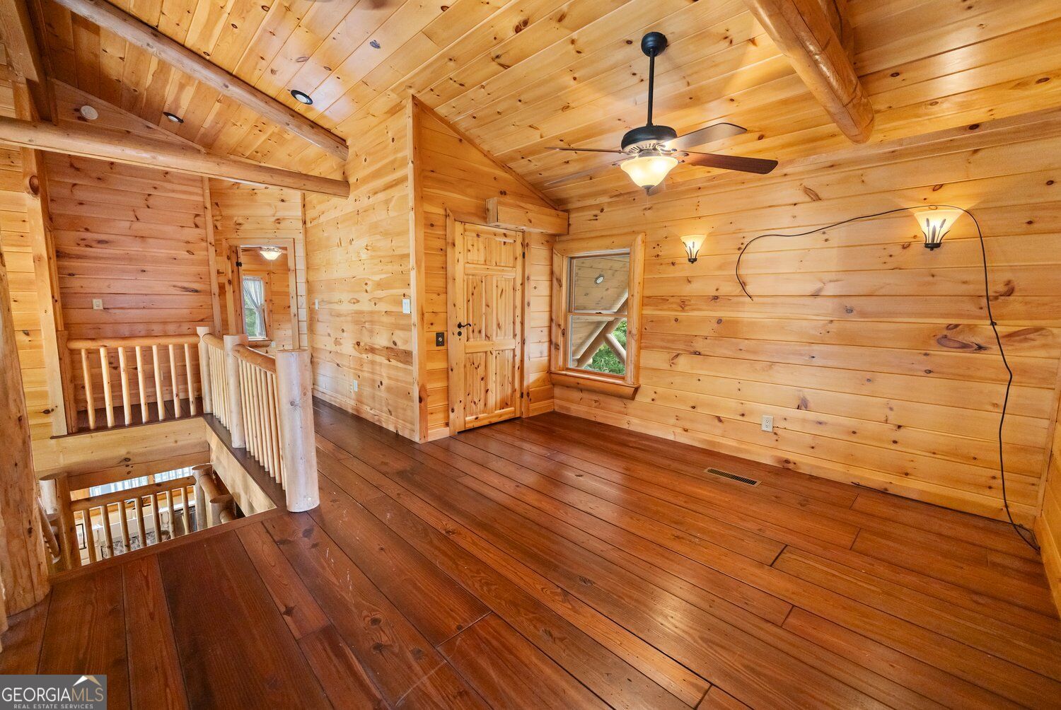 110 Caspian Trail Property Photo 32