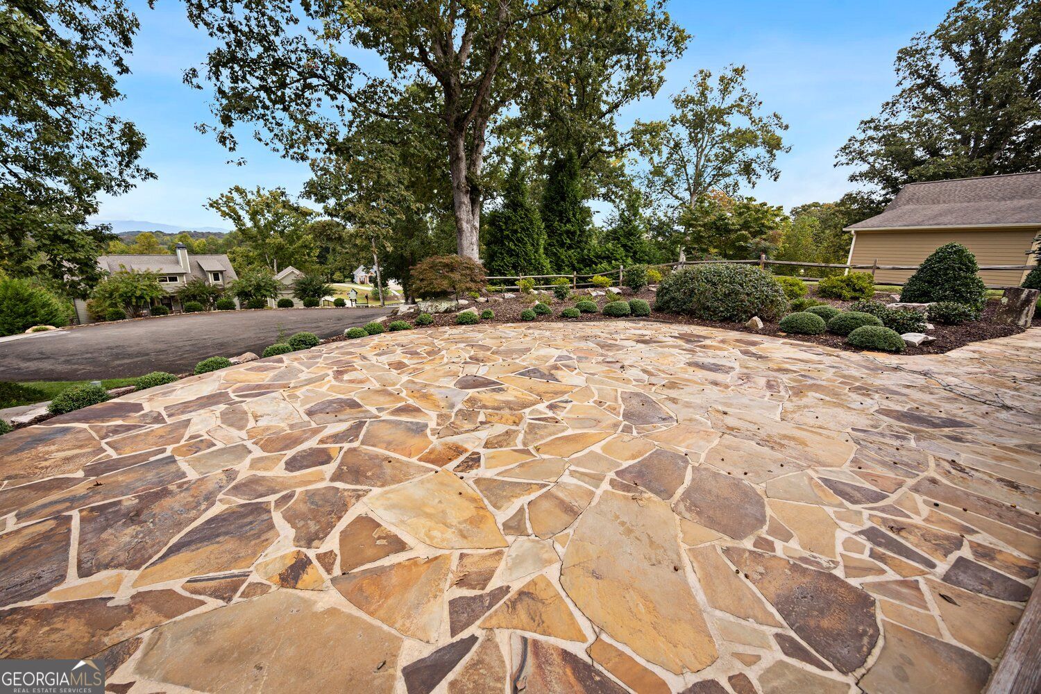 110 Caspian Trail Property Photo 48