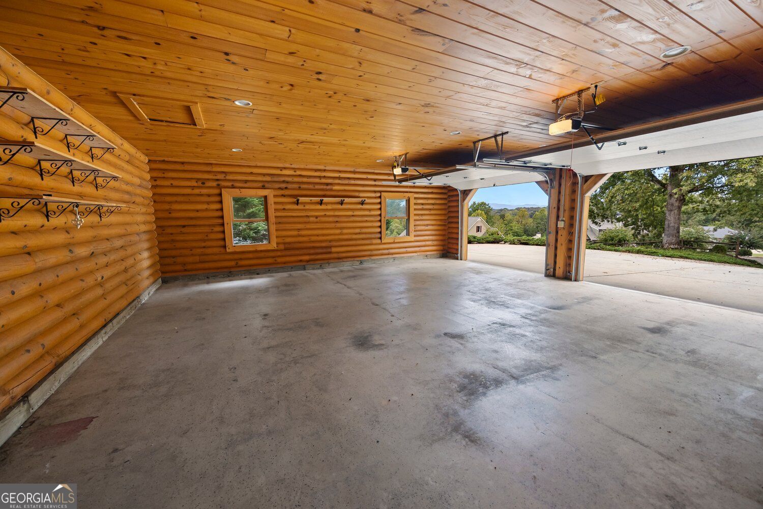 110 Caspian Trail Property Photo 49