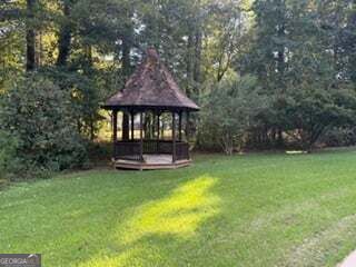 5765 Highway 20 Property Photo 17