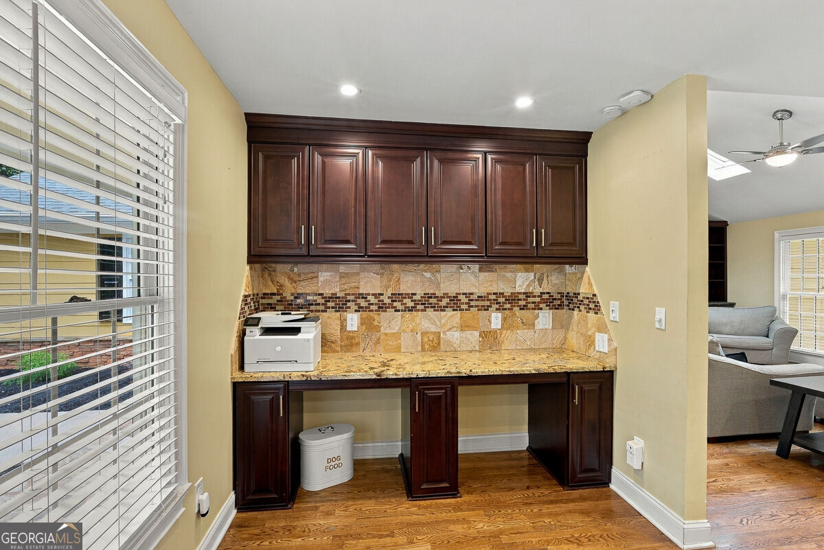 2460 Due West Circle Nw Property Photo 17