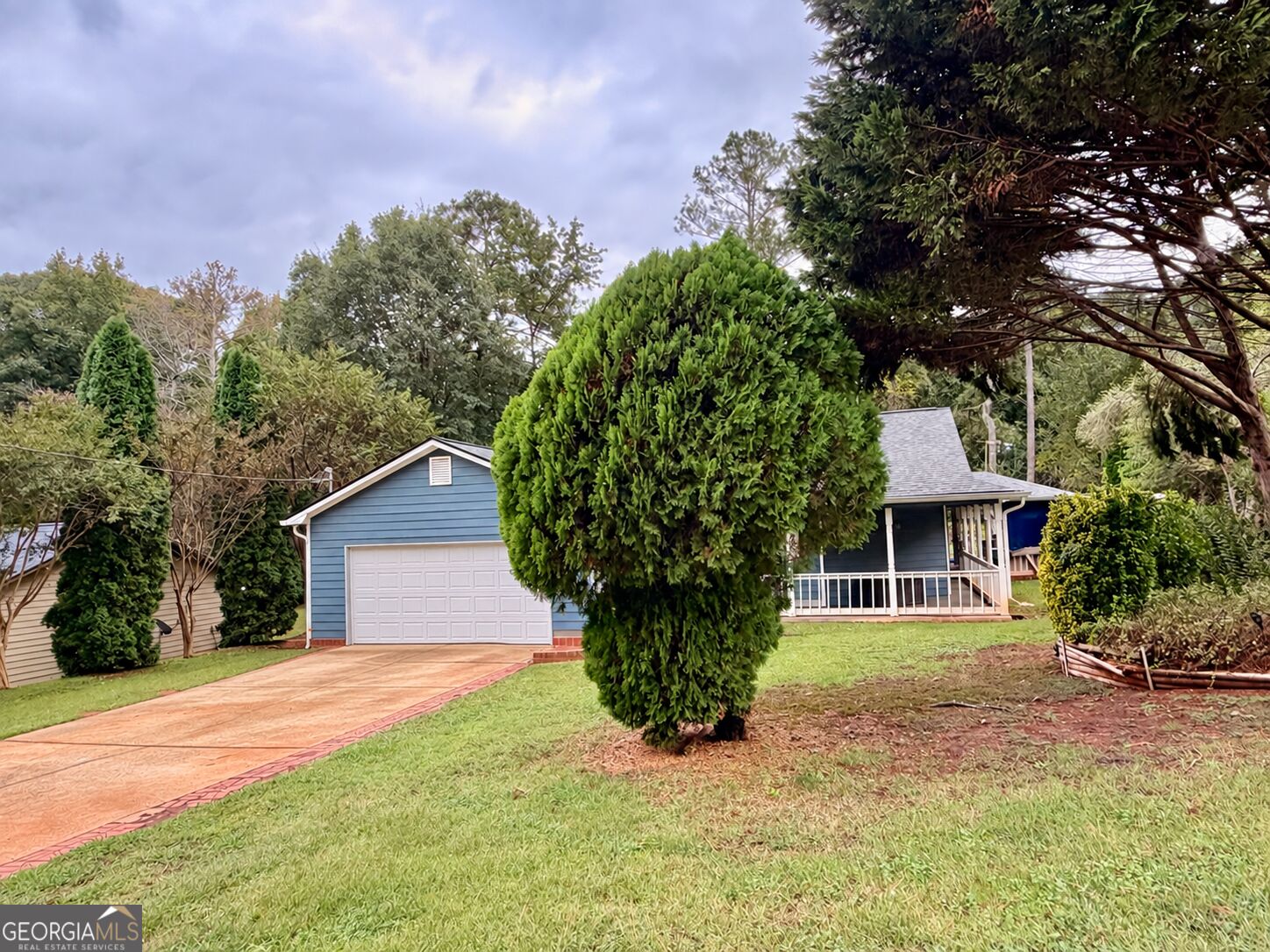659 Pine Ridge Trail Se Property Photo 2