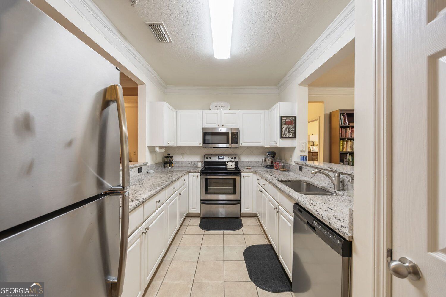 4007 Westchester Ridge Ne Property Photo 2