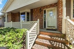 520 Morris Road Property Photo 3