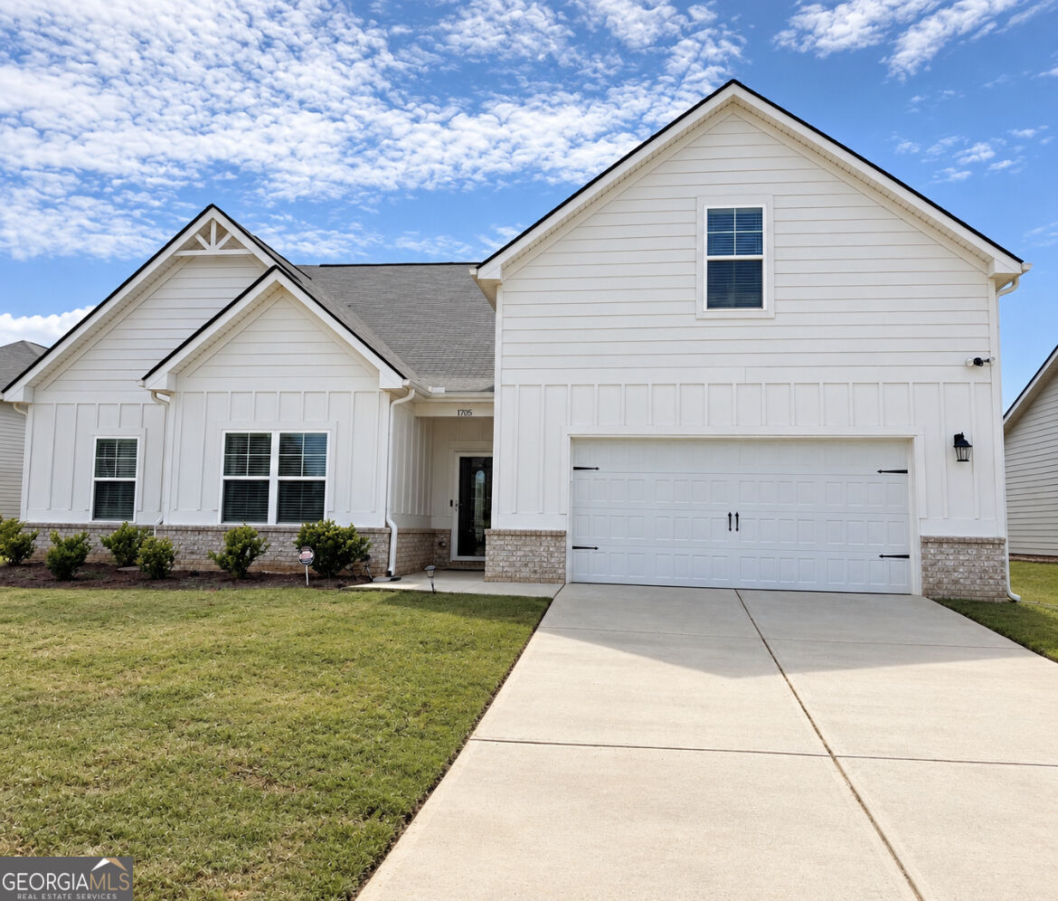 1705 Cadence Street Property Photo 1