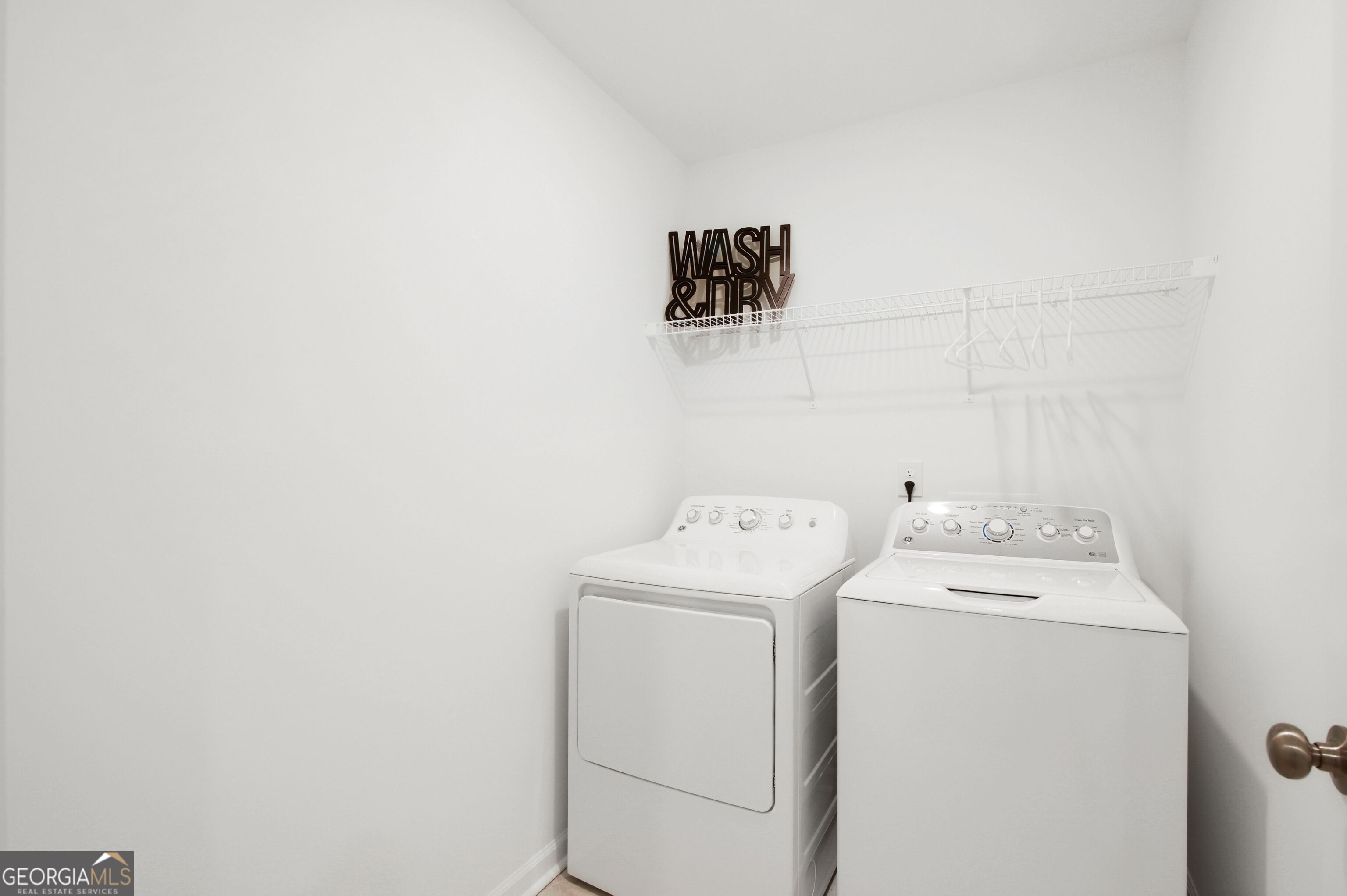 1576 Halstead Place # 1576 Property Photo 19