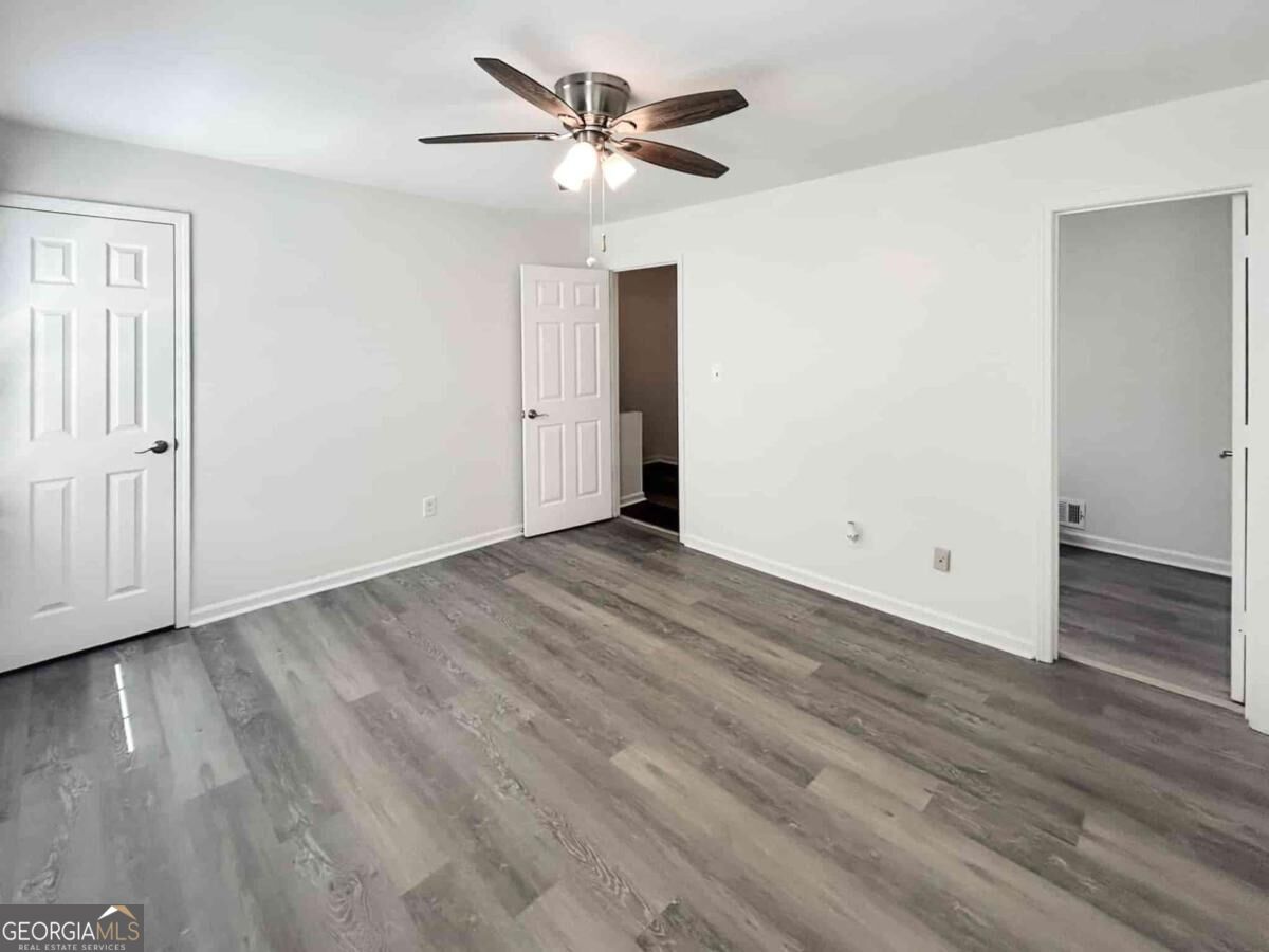 1044 Oaks Parkway Se Property Photo 16