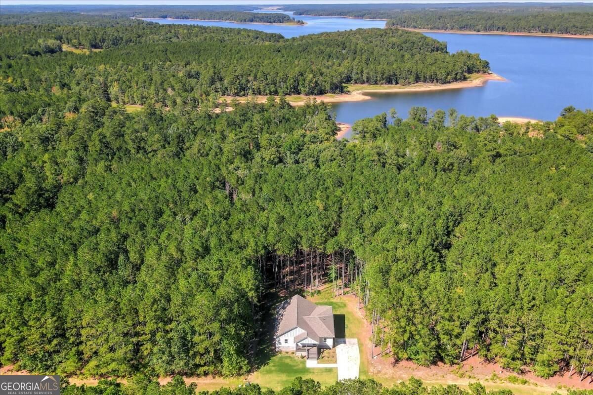 1165 Watersedge Cove Property Photo 4