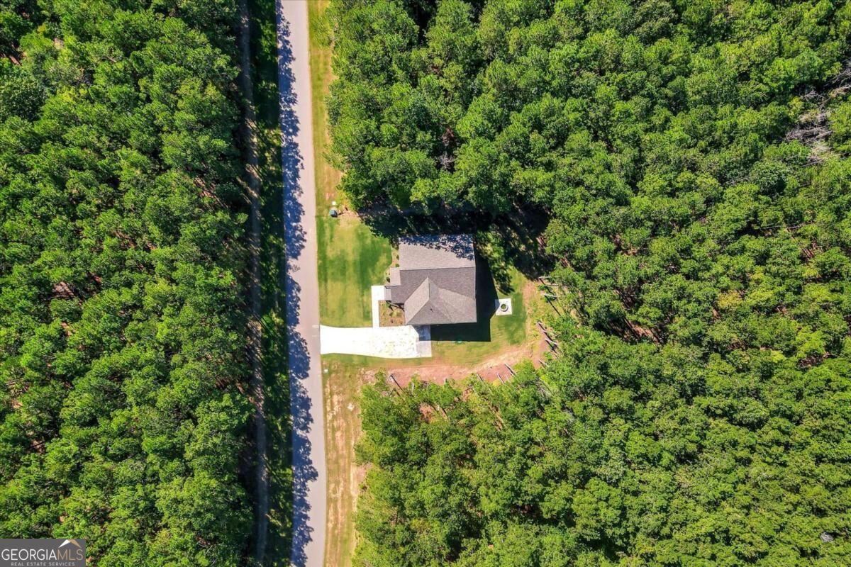 1165 Watersedge Cove Property Photo 9