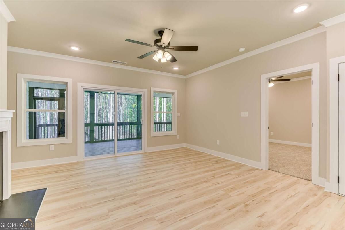 1165 Watersedge Cove Property Photo 17