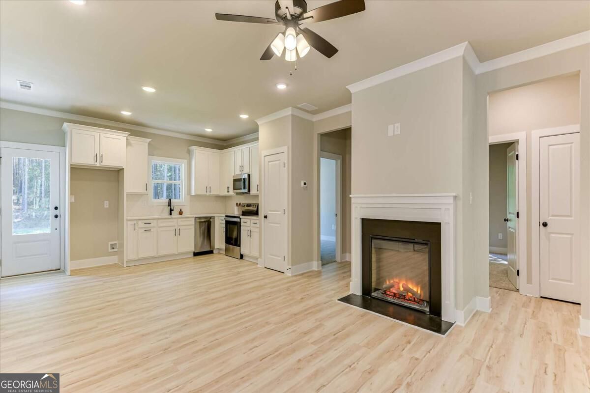 1165 Watersedge Cove Property Photo 18