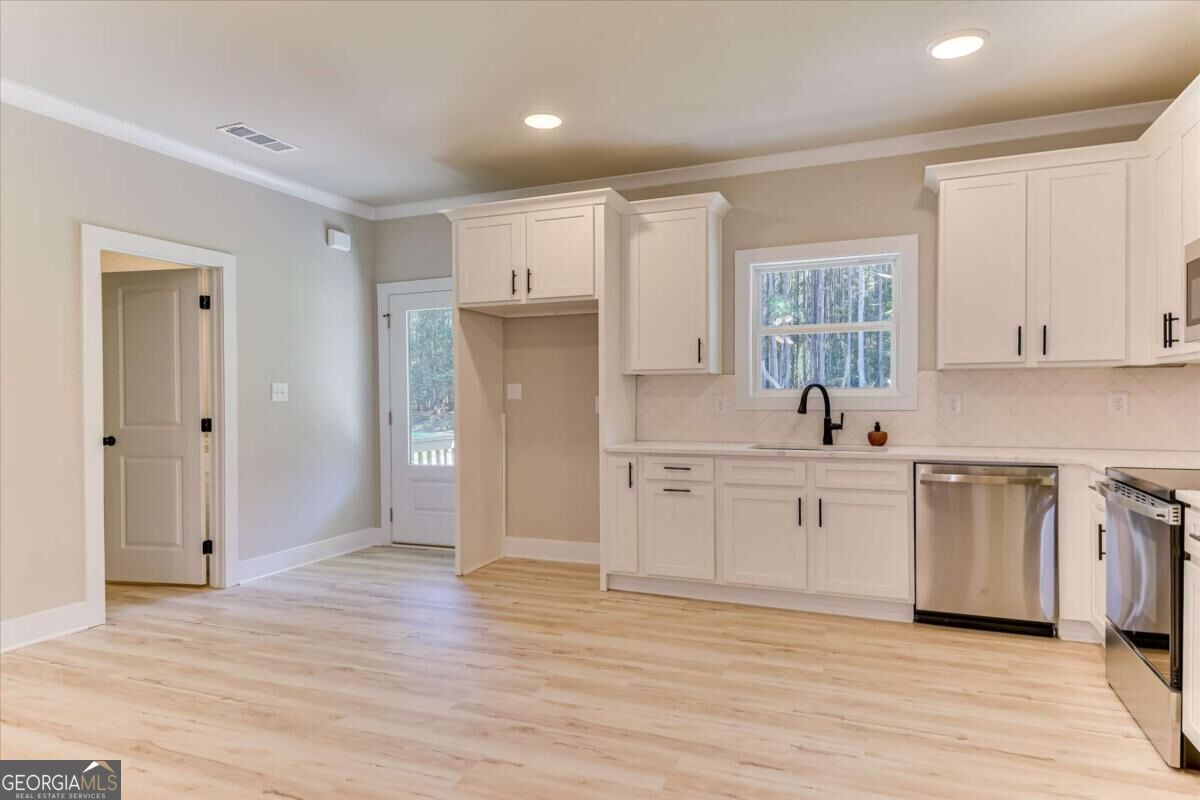 1165 Watersedge Cove Property Photo 20