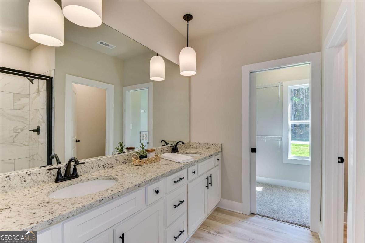 1165 Watersedge Cove Property Photo 25
