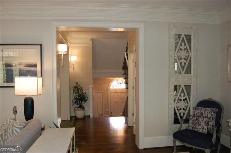 9025 Niblic Drive Property Photo 13