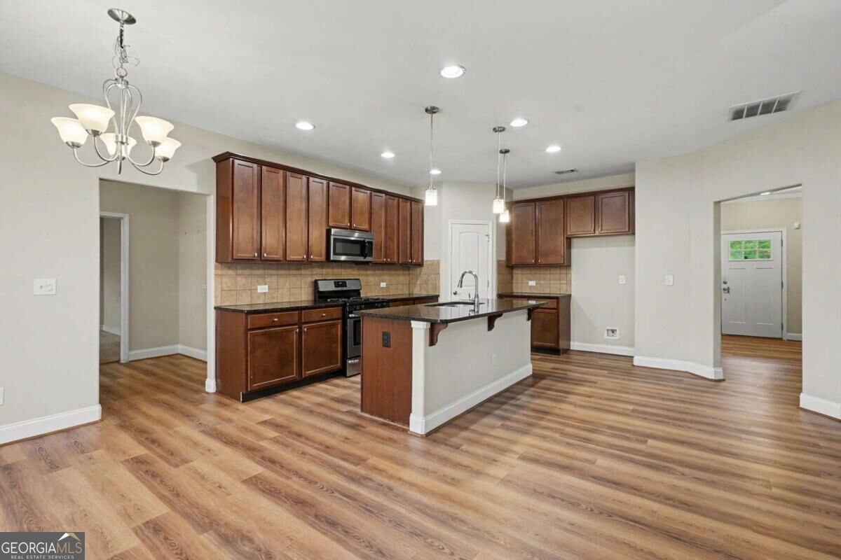 1085 Madison Avenue Property Photo 11