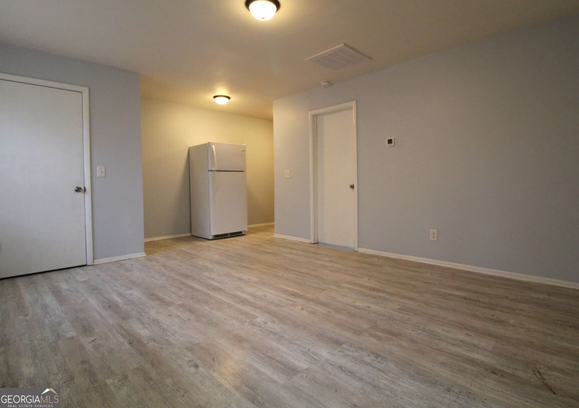100 Tyler Street Nw # B Property Photo 2